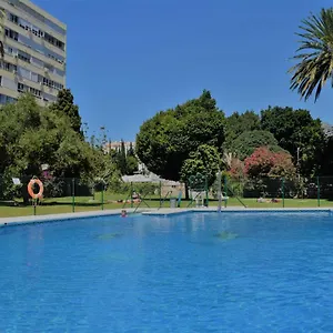 tu-casa-bonita-en-benalmadena.1costadelsol.com/